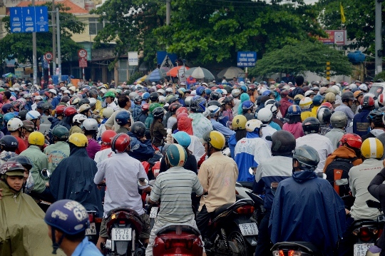 [-]TP[-]HCM[-]tiếp[-]tục[-]ngập[-]nặng,[-]kẹt[-]xe[-]khắp[-]nơi